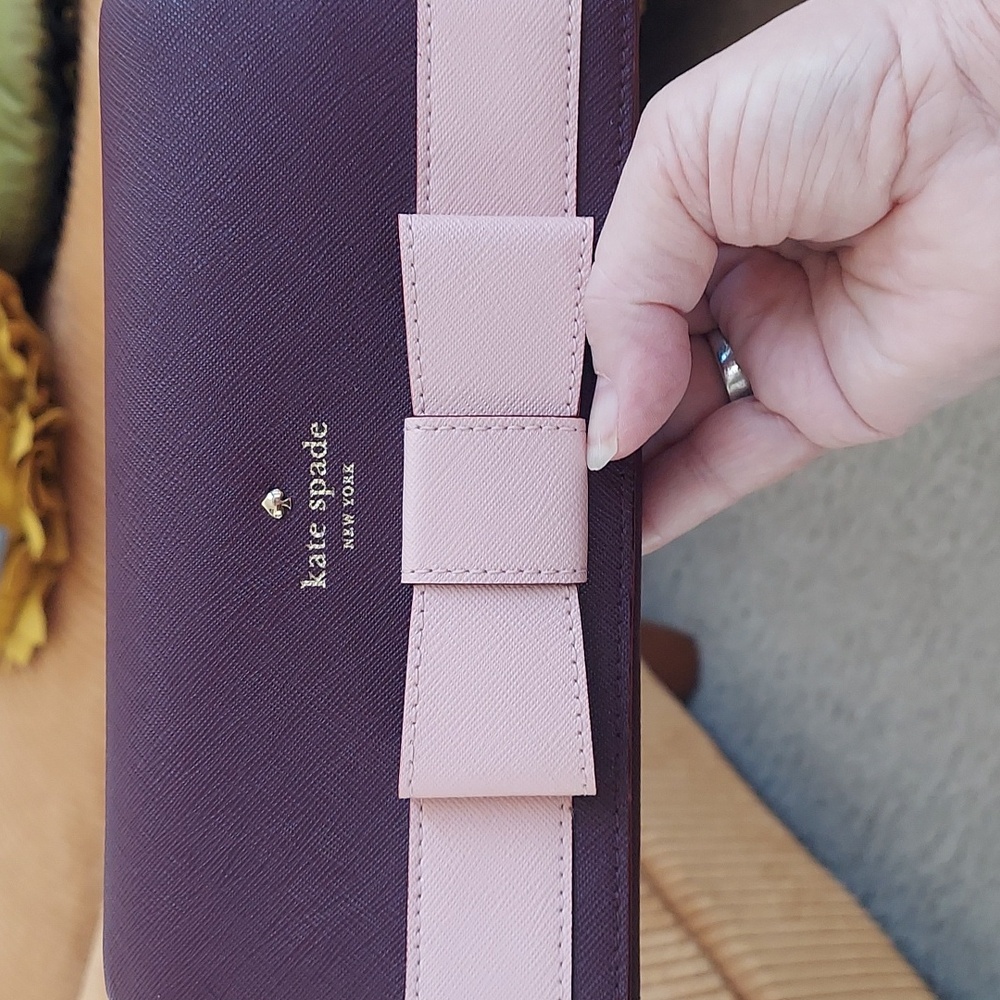 Kate Spade Nwot Saffiano Leather Bifold Wallet with Bow Detail
